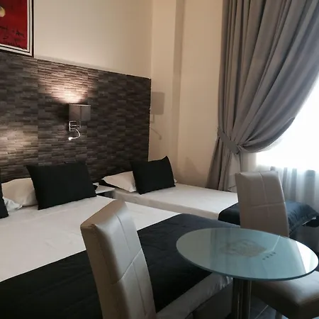 Art Resort Piazza Carita' Hotel