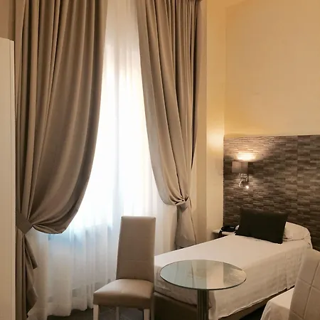 Hotel Art Resort Piazza Carita' 4*