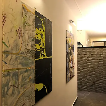 מלון Art Piazza Carita'