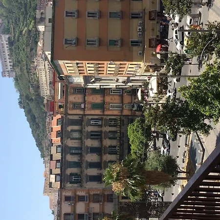 Art Resort Piazza Carita' 4*