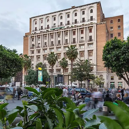 Art Resort Piazza Carita' Naples