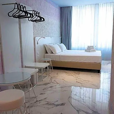 Hotel Art Resort Piazza Carita'