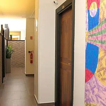 Hotel Art Resort Piazza Carita' Naples