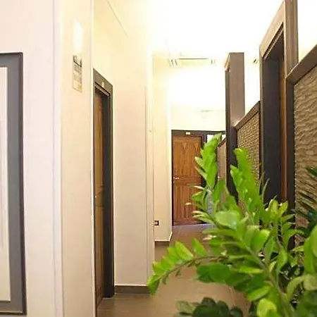 Art Resort Piazza Carita' Hotel