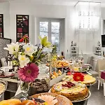 酒店 Art Piazza Carita' 那不勒斯