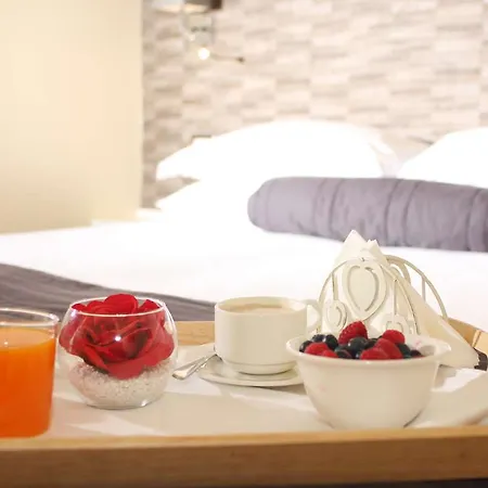 Art Resort Piazza Carita' Hotel 4*